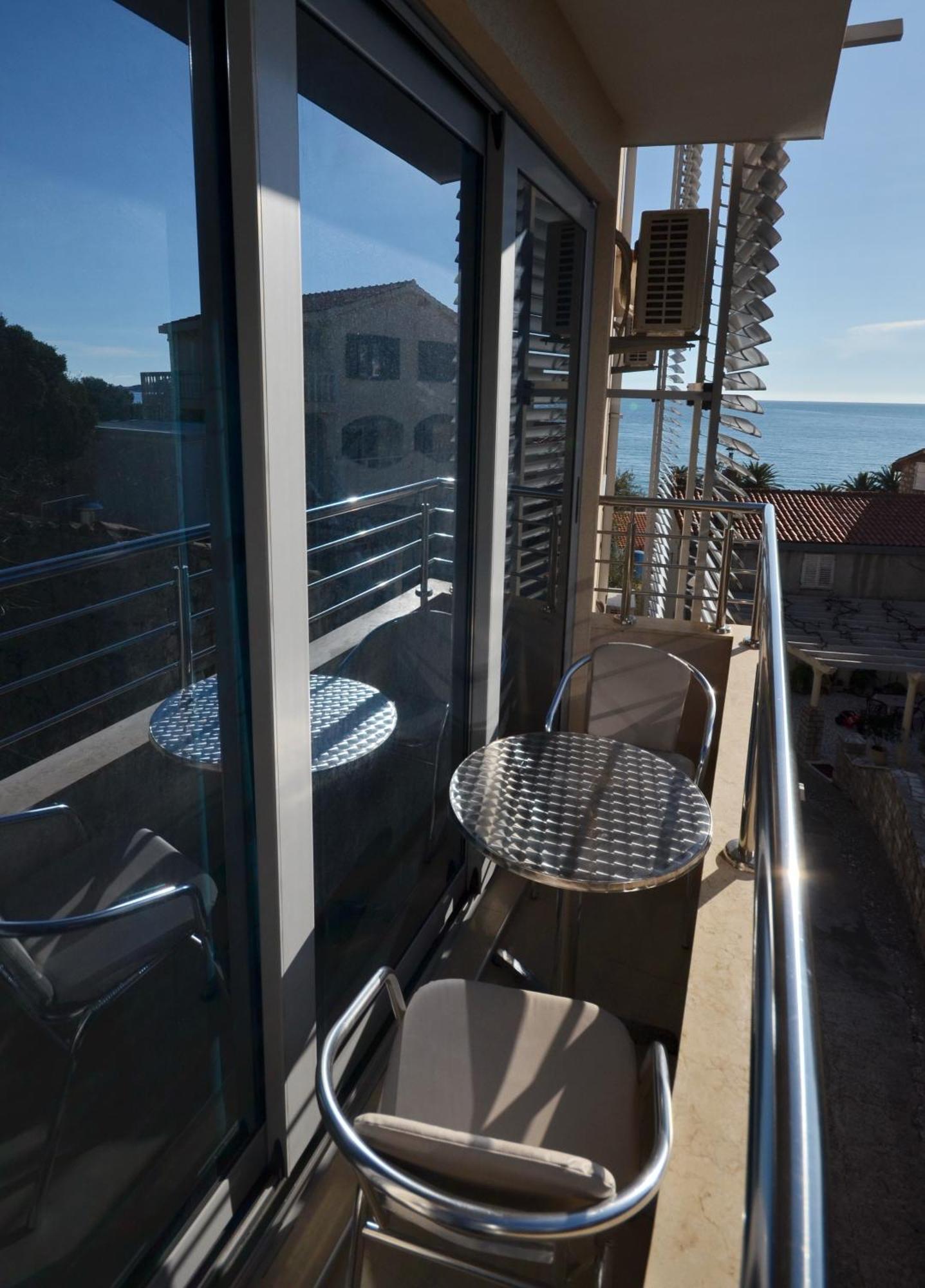 Apartments Rafailovic Ljubo Rafajlovići Rum bild