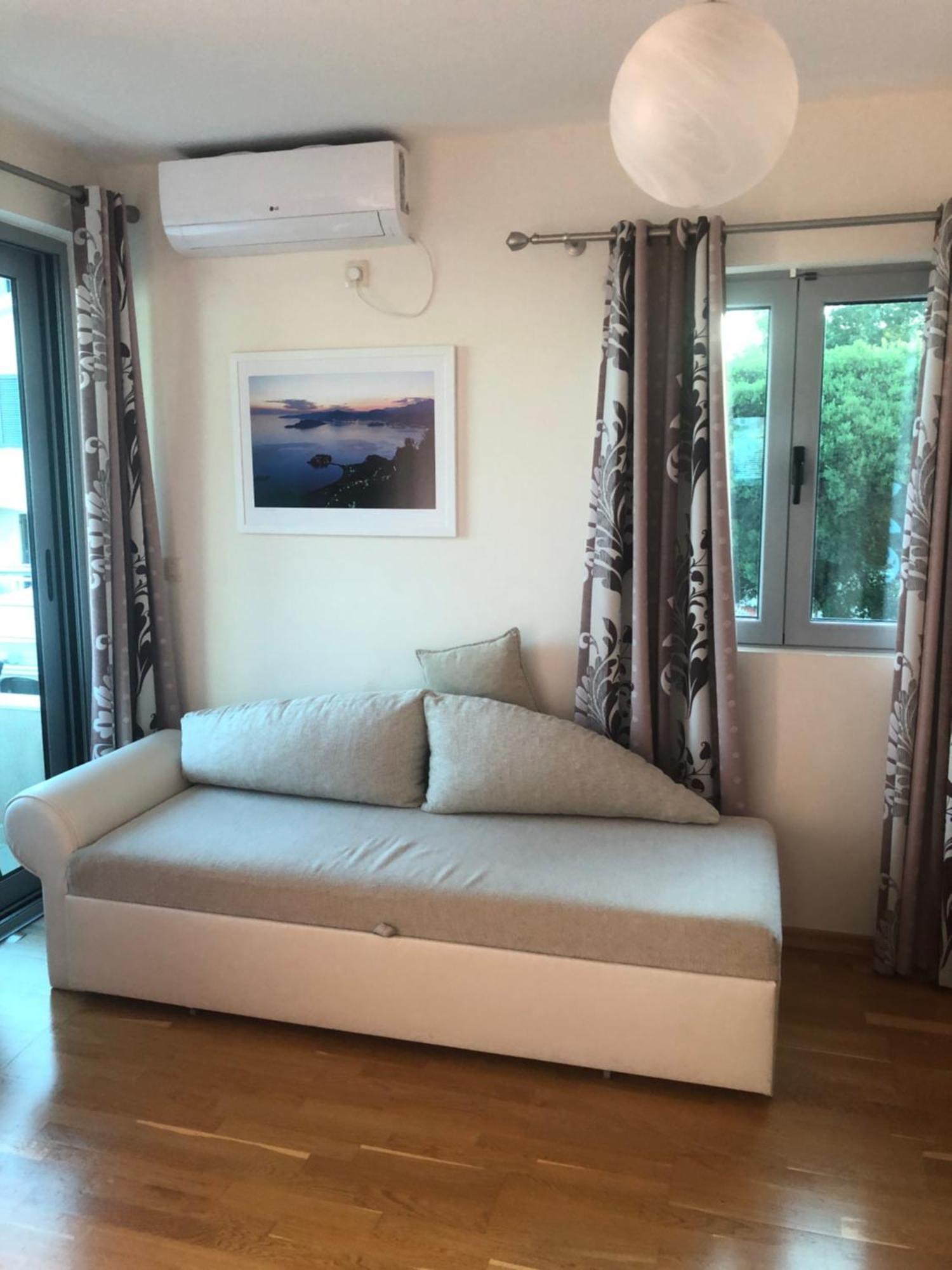 Apartments Rafailovic Ljubo Rafajlovići Exteriör bild